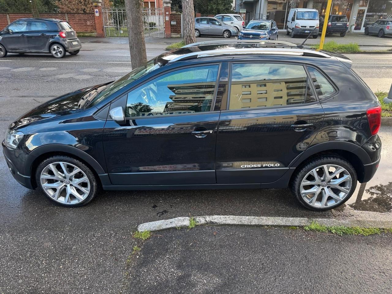 VW Polo Cross 1.4 TDI NEOPATENTATO GARANZIA 12MESI
