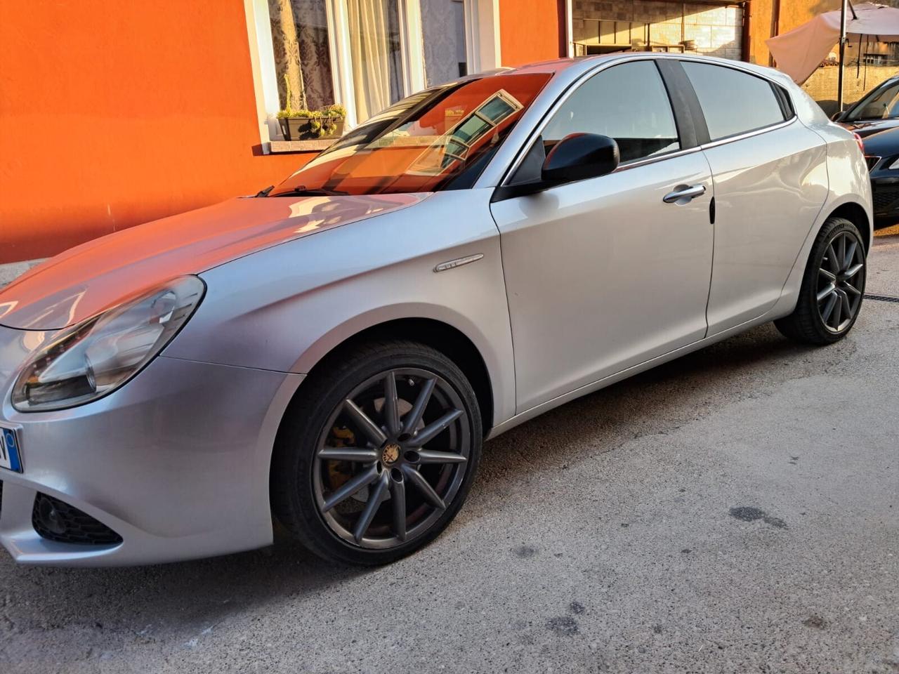 Alfa Romeo Giulietta 2.0 JTDm-2 140 CV Distinctive