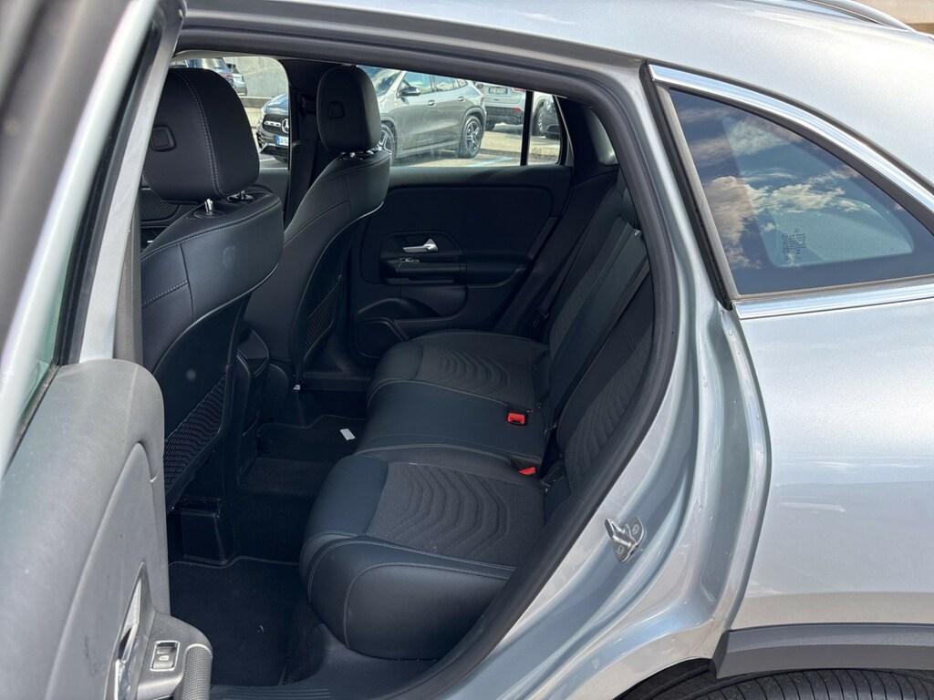 Mercedes GLA 180 180 D Advanced 8G-DCT