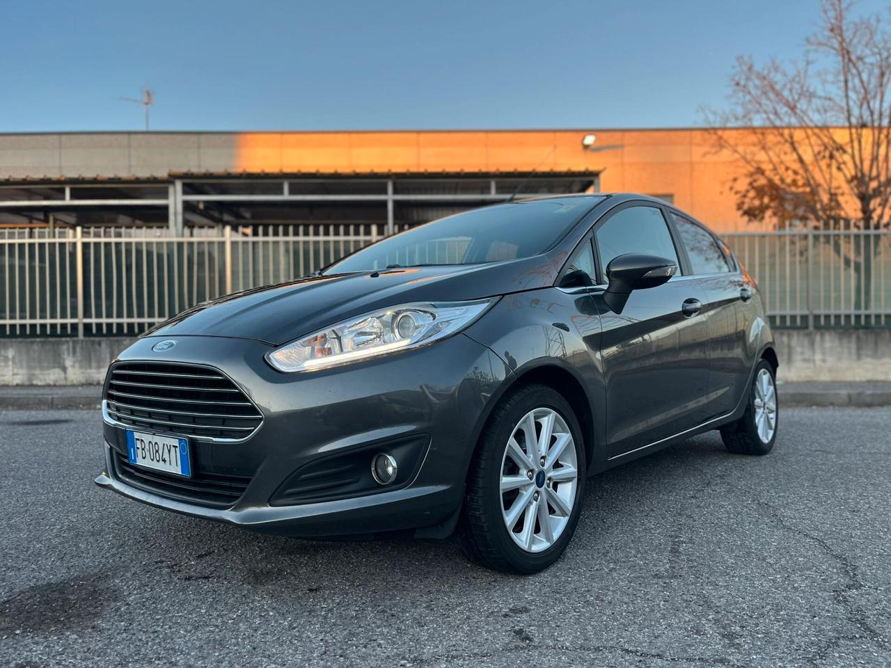 Ford Fiesta 1.4 5p. GPL Titanium