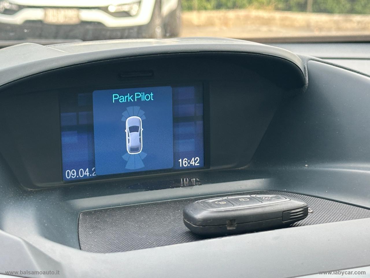 FORD C-Max 1.6 120 CV GPL Titanium
