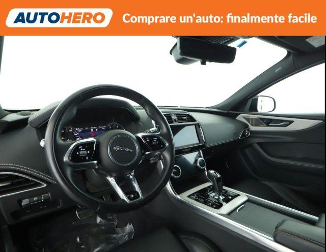 JAGUAR XE 2.0 D 204 CV AWD aut. R-Dynamic Black