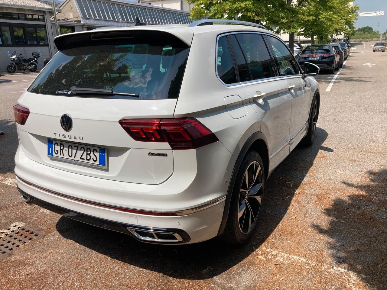Volkswagen Tiguan 2.0 TDI 150 CV SCR DSG 4MOTION R-Line