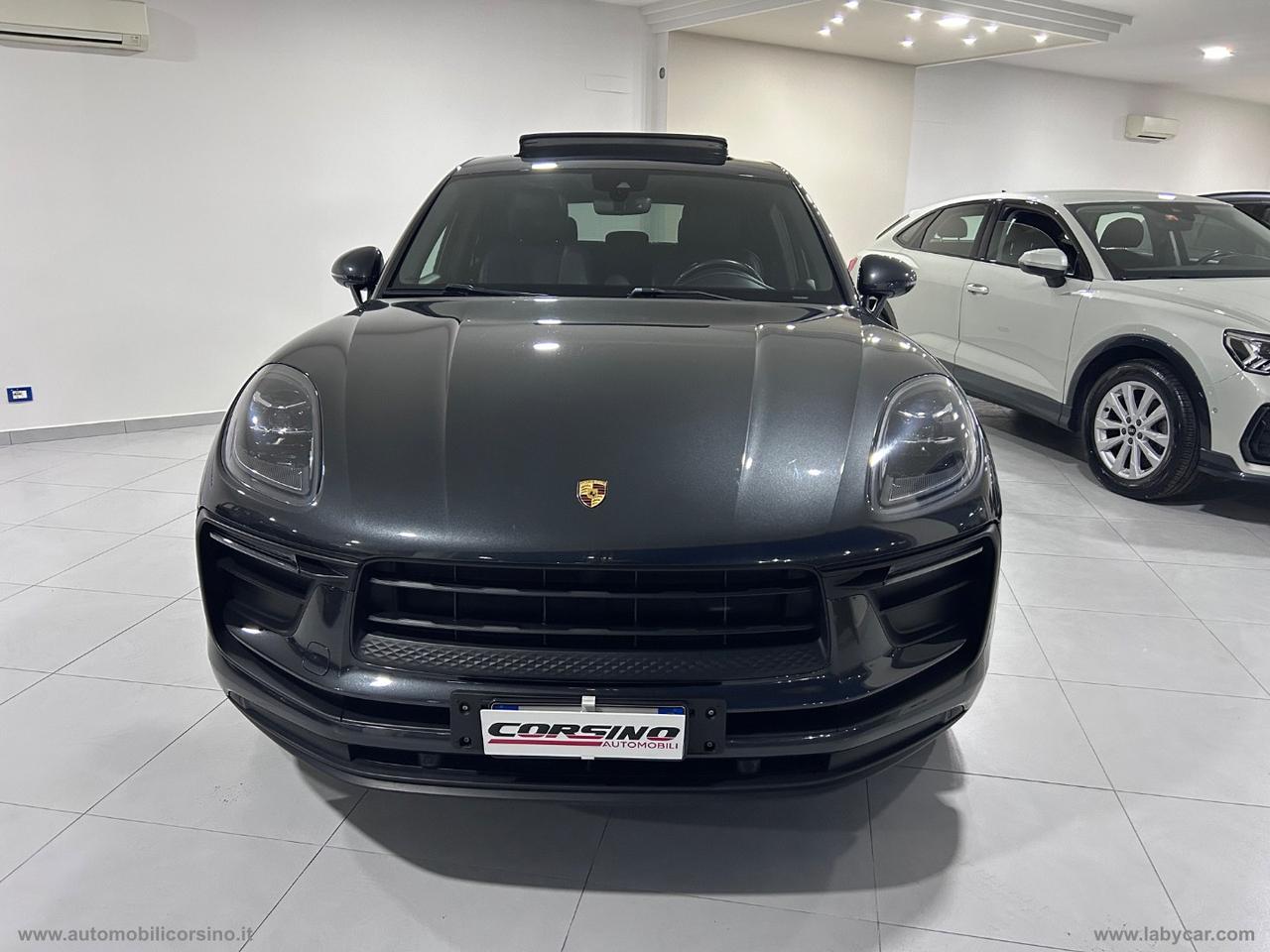 PORSCHE Macan 2.0 T