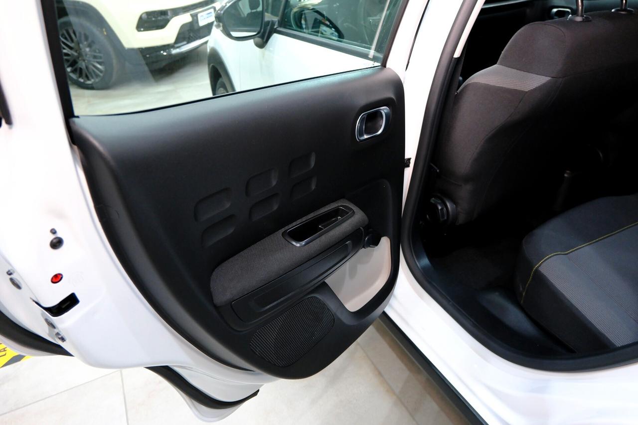Citroen C3 1.2T EAT6 110cv SHINE Automatica