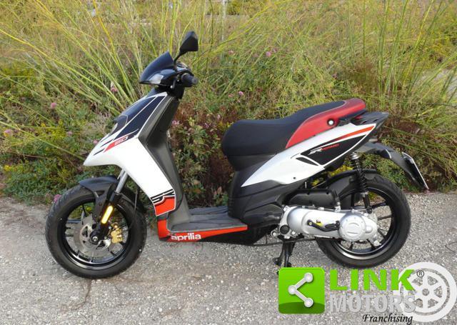 APRILIA SR 50 MOTARD