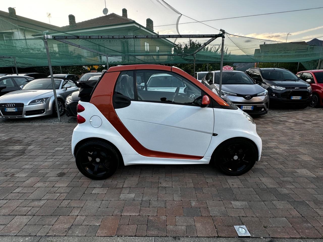 Smart ForTwo 1000 52 kW MHD cabrio Urbanrunner