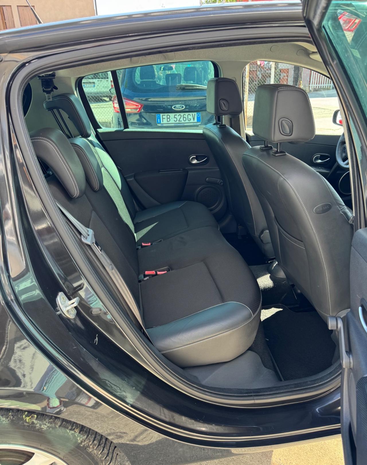 Renault Clio 1.2 -5 porte- Neopatentati
