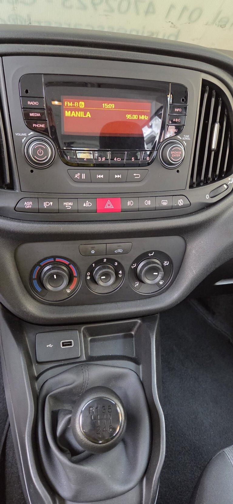 Fiat DOBLO' 1.6 MTJ 120 CV CH1 EASY CON GANCIO TRAINO OMOL AUTOCARRO 5 POSTI + IVA