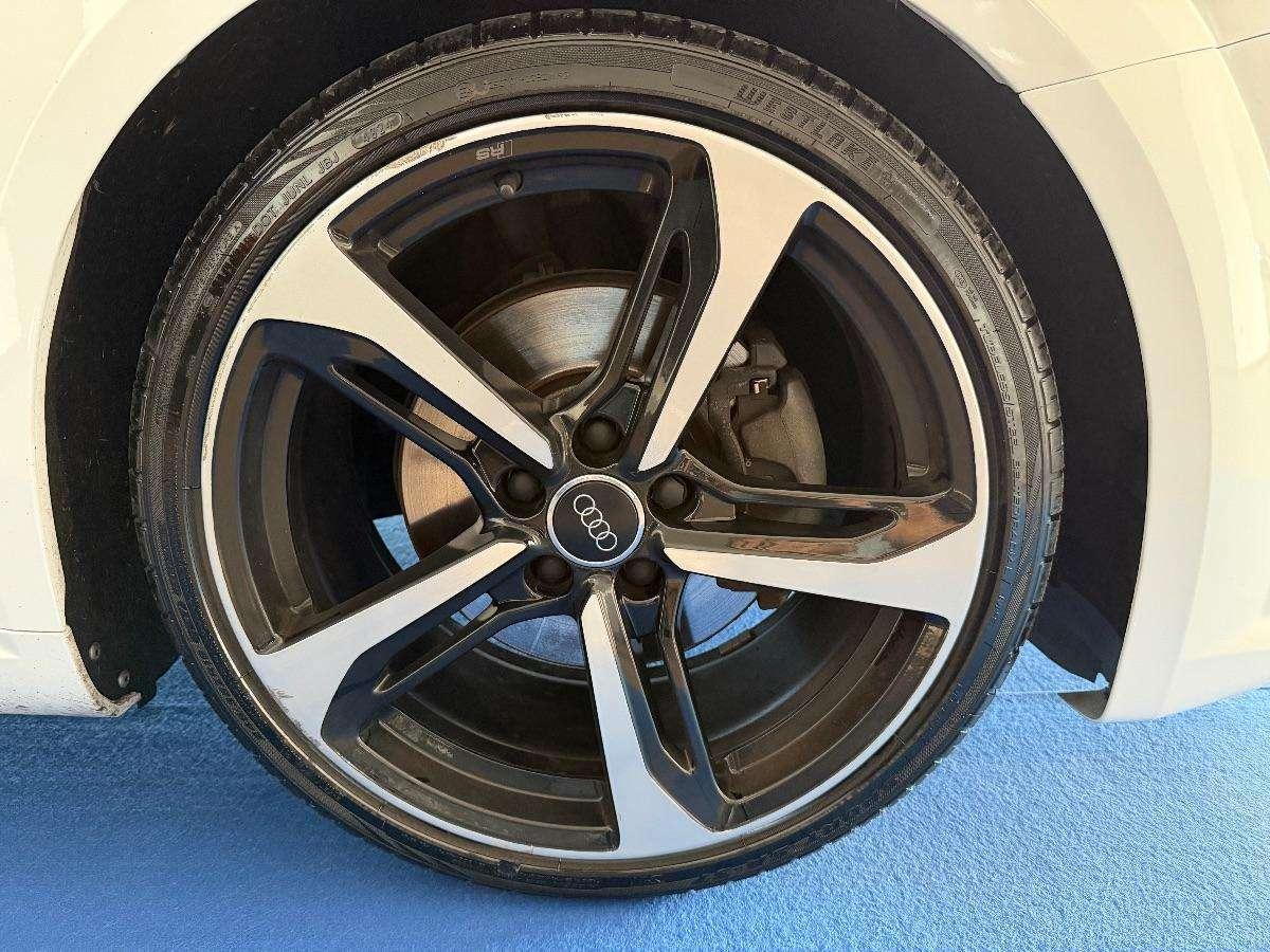 Audi TT 2.0 TFSI quattro S tronic S line