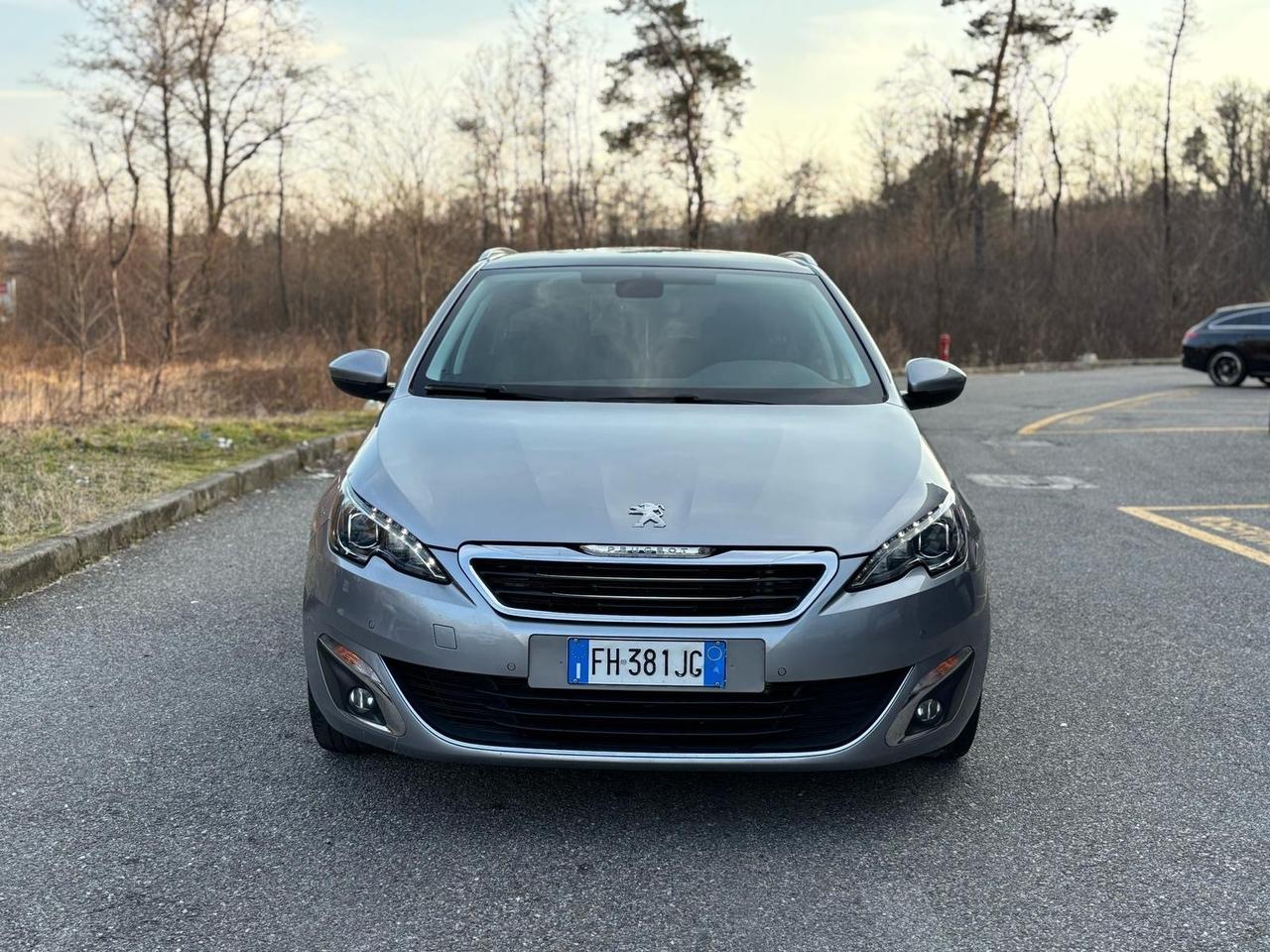 Peugeot 308 BlueHDi 120 S&S EAT6 SW Allure