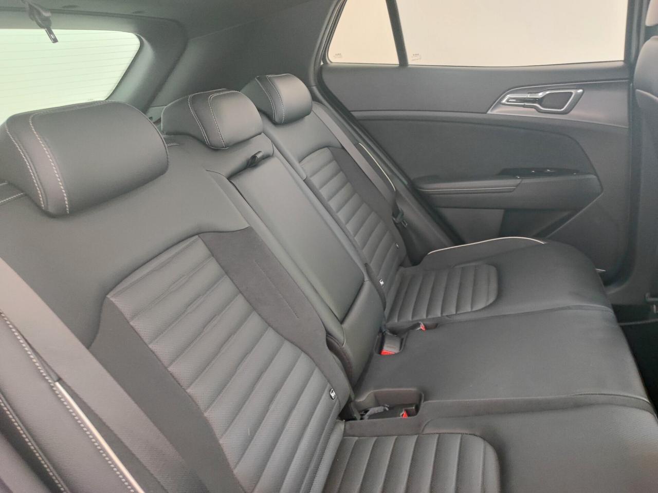 Kia Sportage 1.6 TGDi HEV AWD AT GT-line