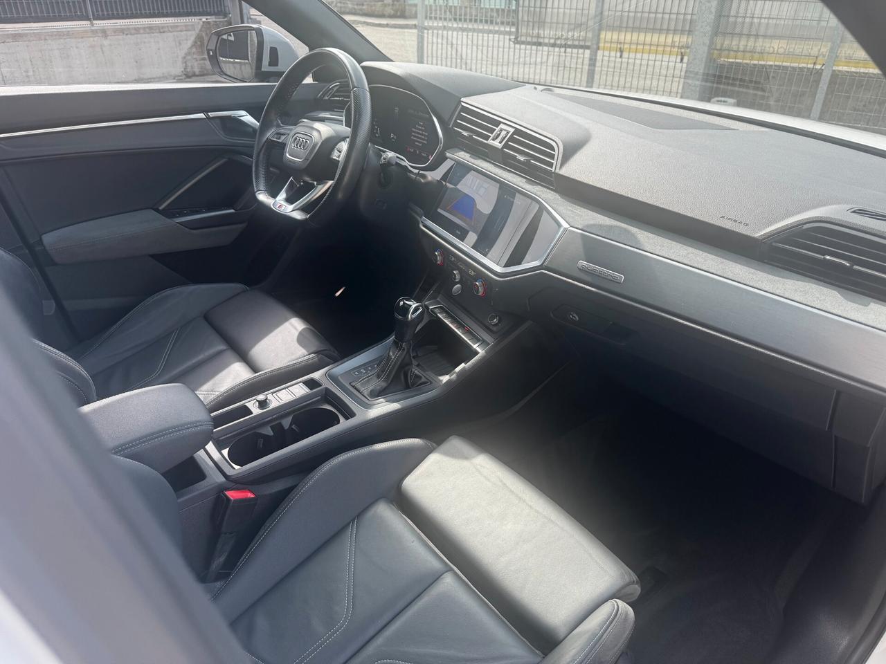 Audi Q3 45 TFSI quattro S tronic line edition