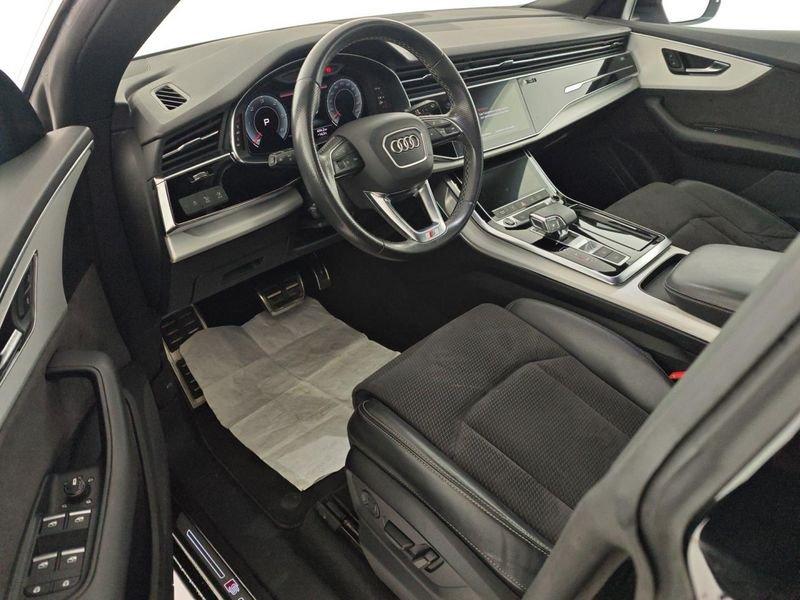 Audi Q8 45 TDI quattro tiptronic Sport