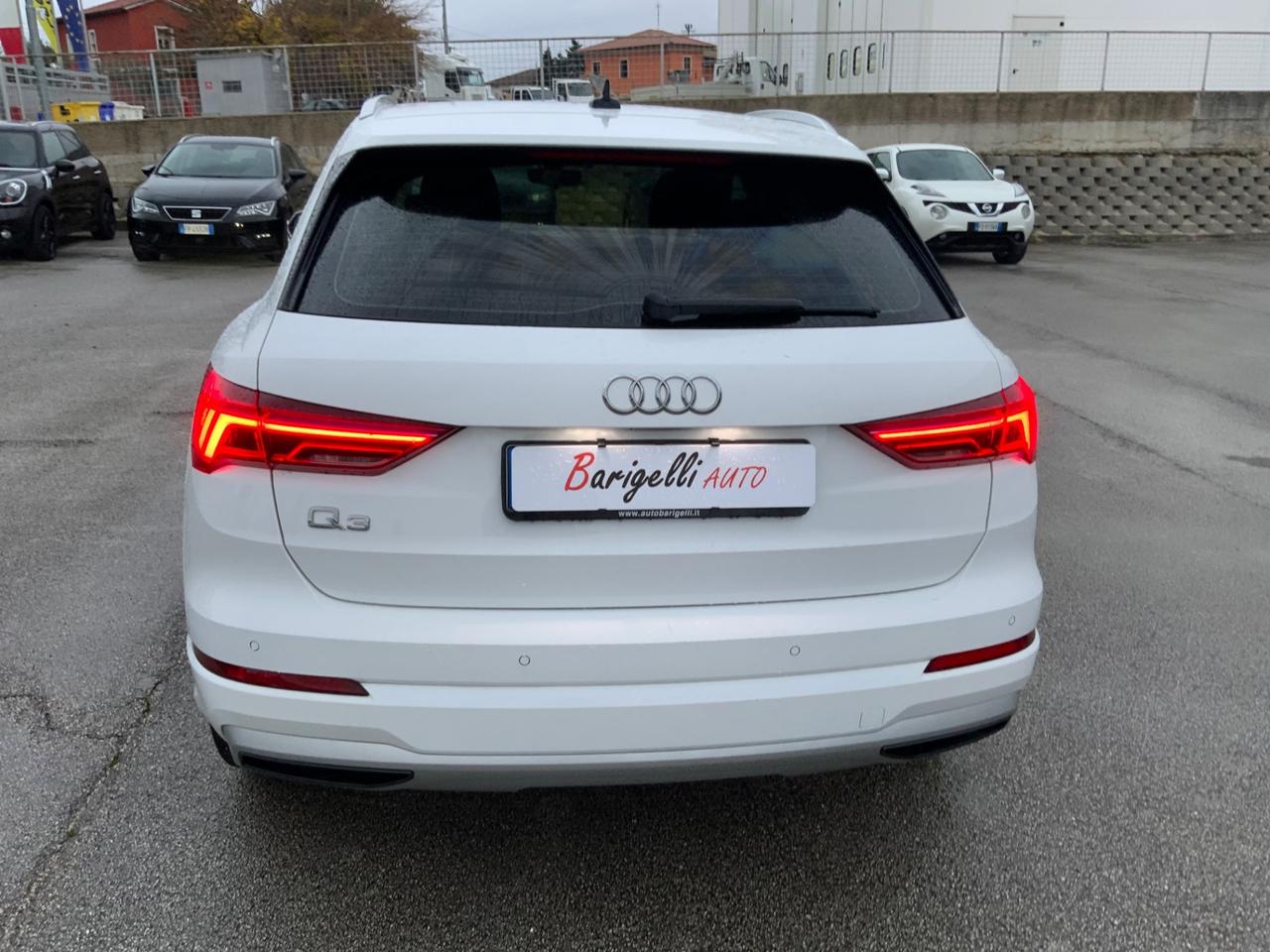 Audi Q3 35 TDI S tronic Business Advanced