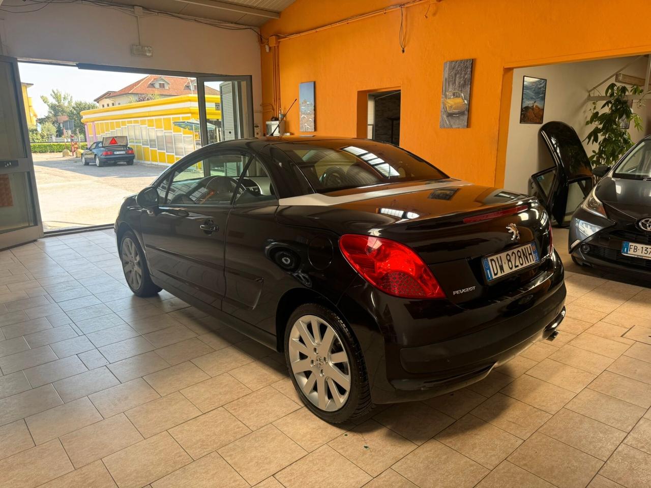 Peugeot 207 1.6 VTi 120CV CC Roland Garros