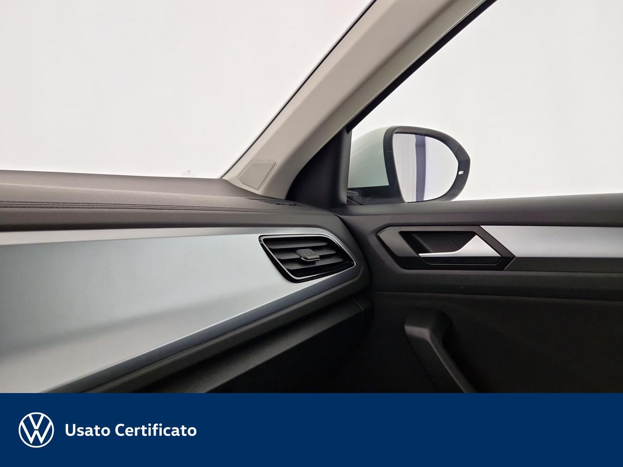 Volkswagen T-Roc 1.0 tsi life 110cv