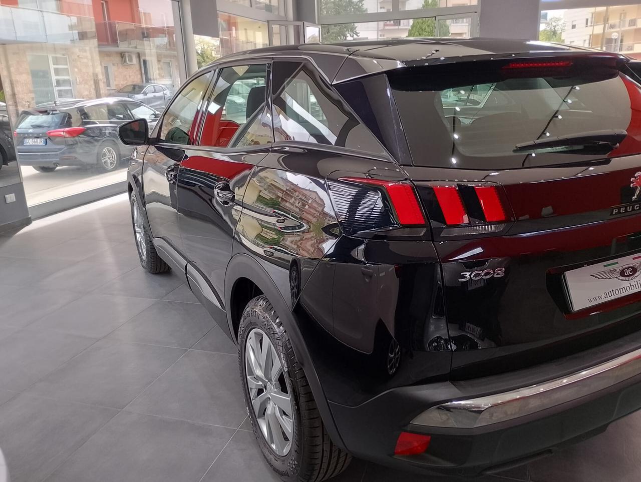 Peugeot 3008 BlueHDi 130 S&S Business