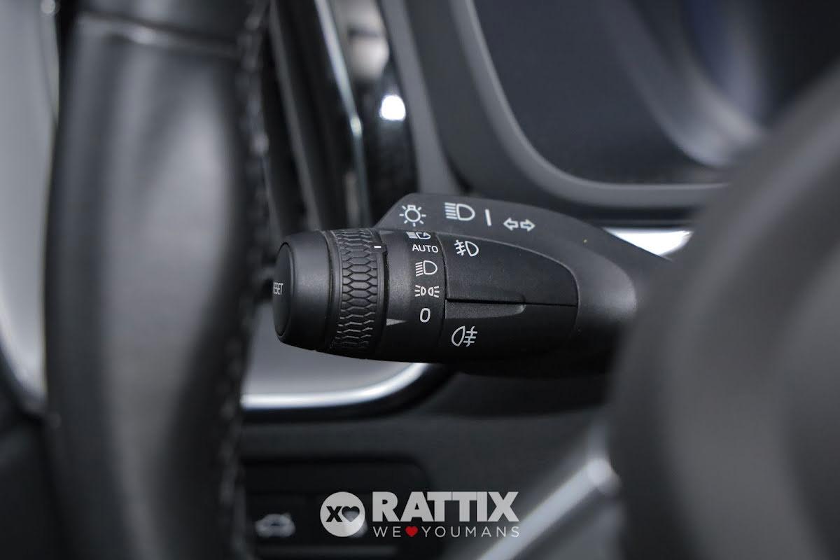 Volvo XC60 2.0 t6 recharge phev obc 3,7kW Core awd auto + tetto apribile