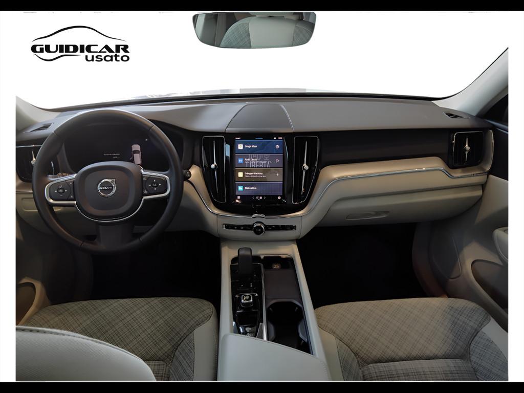 VOLVO XC60 II 2022 - XC60 2.0 b4 Core awd auto