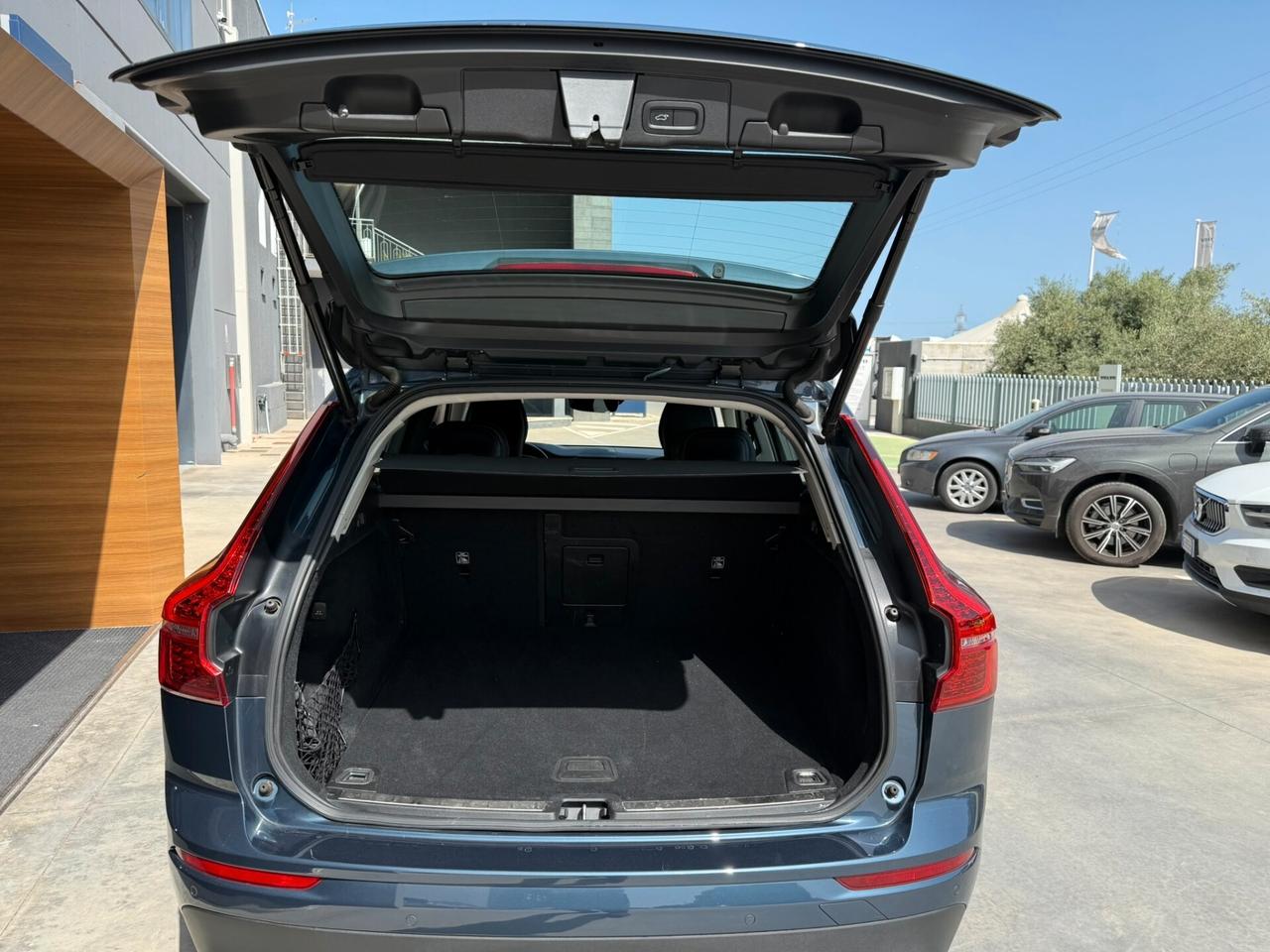 Volvo XC 60 XC60 B4 (d) AWD Geartronic Business