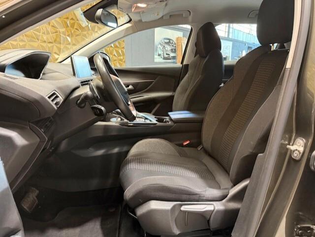 Peugeot 3008 BlueHDi 130 S&S Business