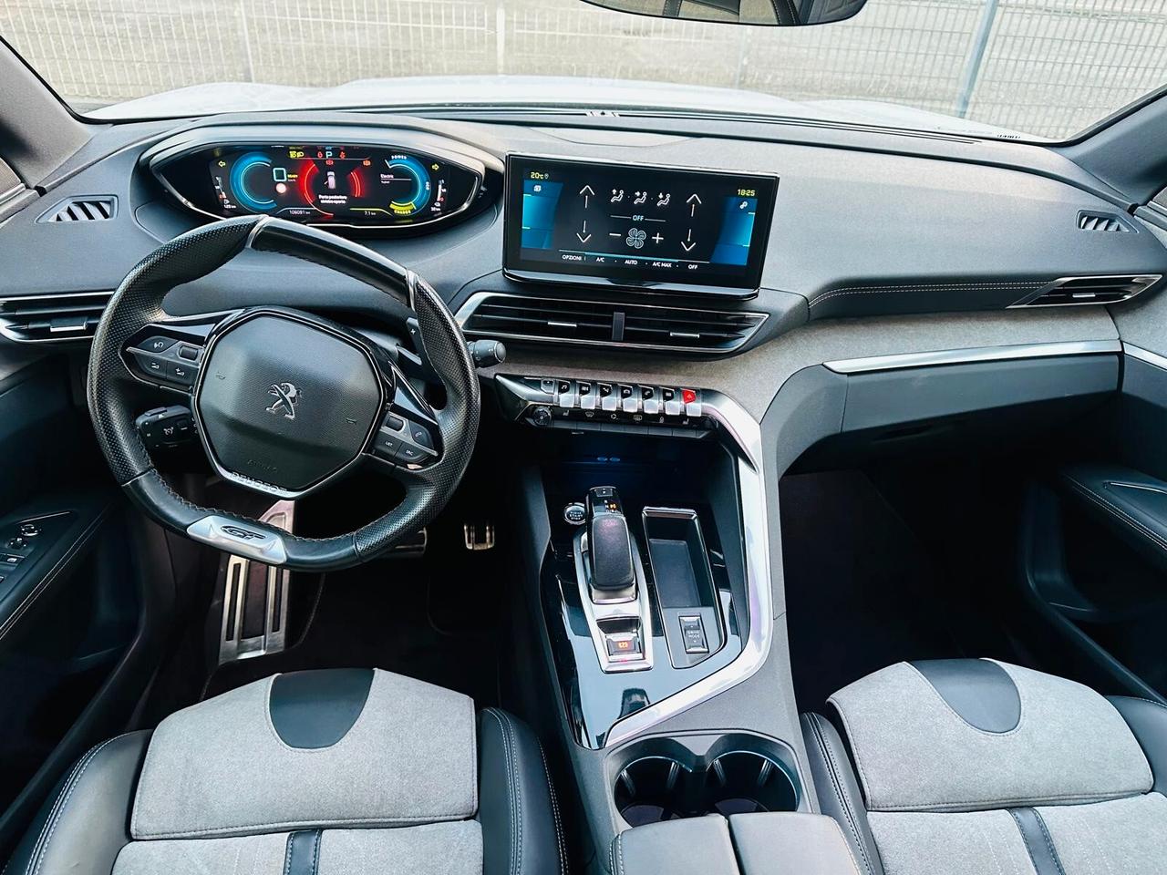 Peugeot 3008 Hybrid 225 e-EAT8 GT