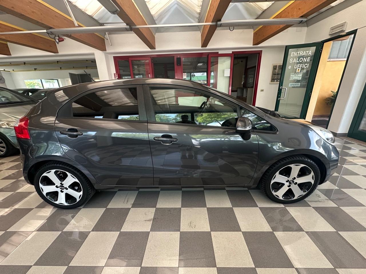 Kia Rio 1.1 CRDi WGT 5p. EX PLUS