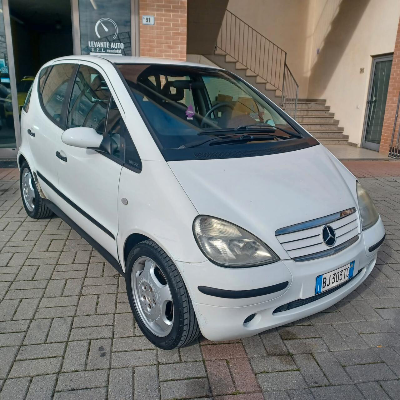 TUTTO PERFETTAMENTE FUNZIONANTE CLASSE A 1.9