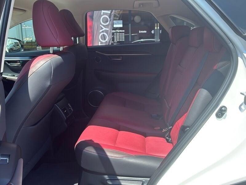 Lexus NX NX 300h 2.5 Luxury 4wd cvt