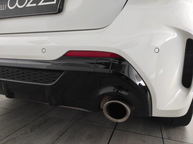 BMW Serie 1 (F40) - M 135i xDrive