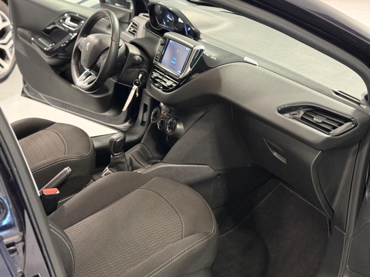 Peugeot 208 5p 1.5 bluehdi 60.000km CERTIFICATI!