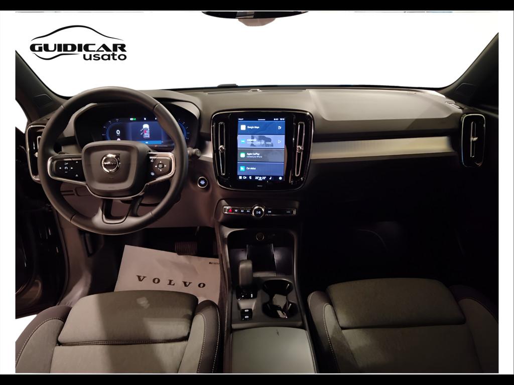 VOLVO XC40 2023 - XC40 2.0 b3 Core auto