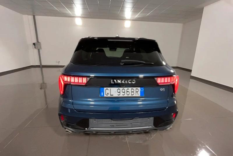 LYNK&CO 01 01 PHEV