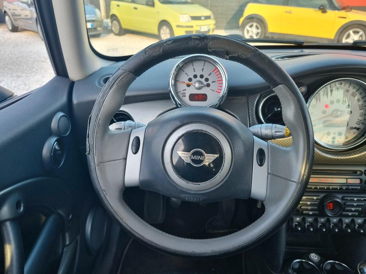 Mini 1.4 tdi One D Park line