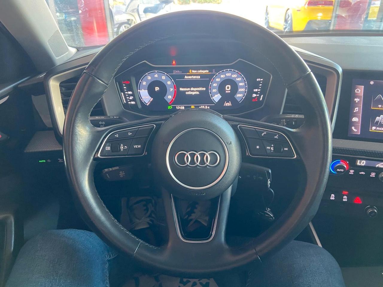 Audi A1 SPB 30 TFSI STronic 1.0cc AUTOMATICA
