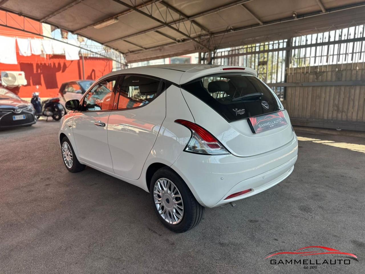 Lancia Ypsilon 1.2 GPL Silver 69cv E6