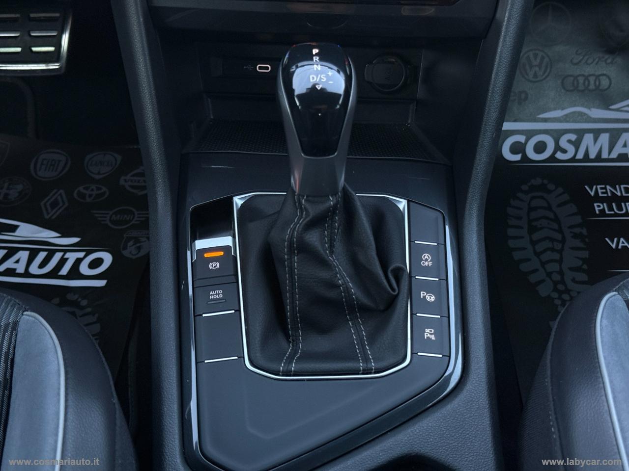VOLKSWAGEN Tiguan 2.0 TDI 150CV DSG R-Line 2023 LUCI AMBIENTE