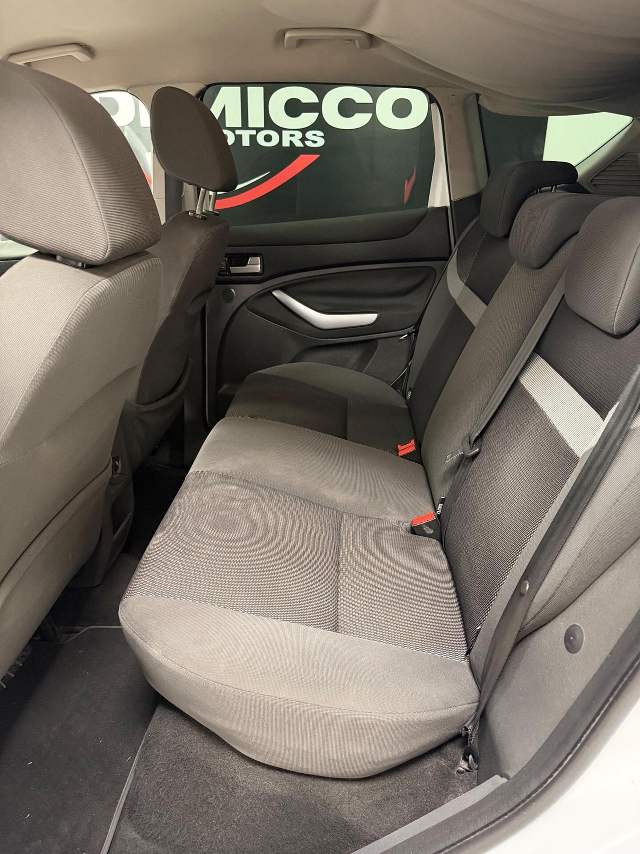 Ford Kuga 2.0 TDCi 163 CV 4WD Titanium DPF