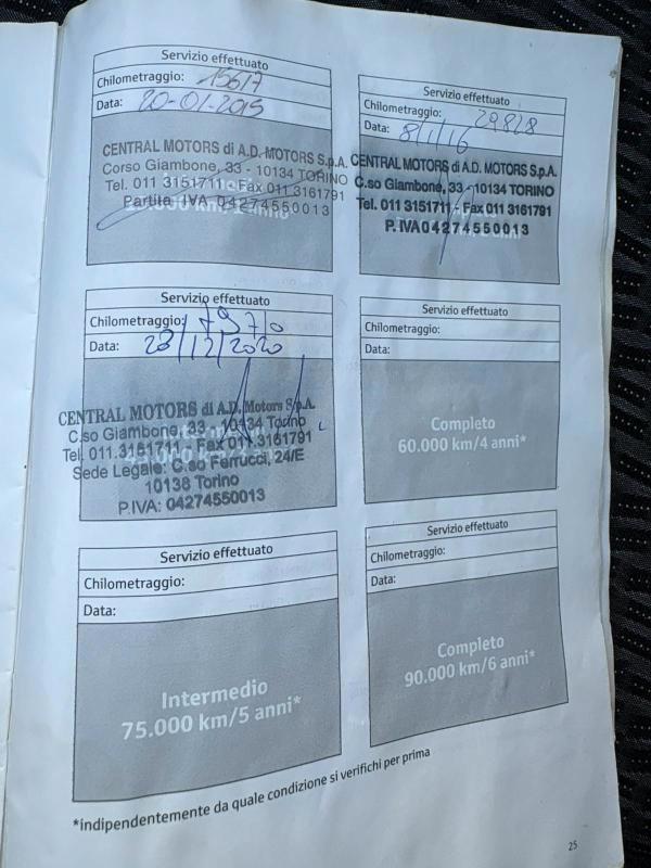 Toyota Yaris 5 Porte 1.0 BENZ 69 CV ADATTA A NEOPATENTATI