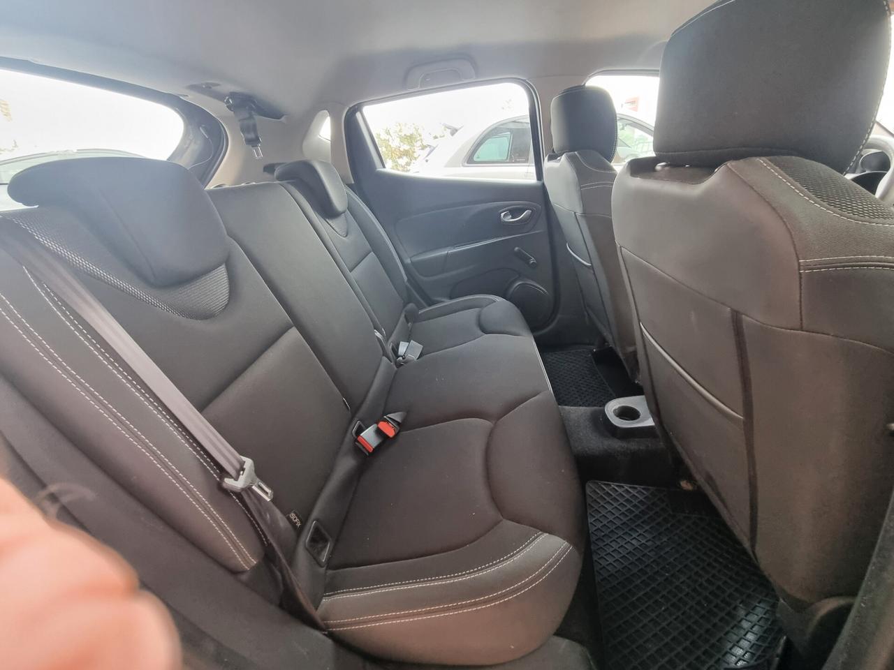 Renault Clio dCi 8V 90 CV 5 porte Moschino Intens