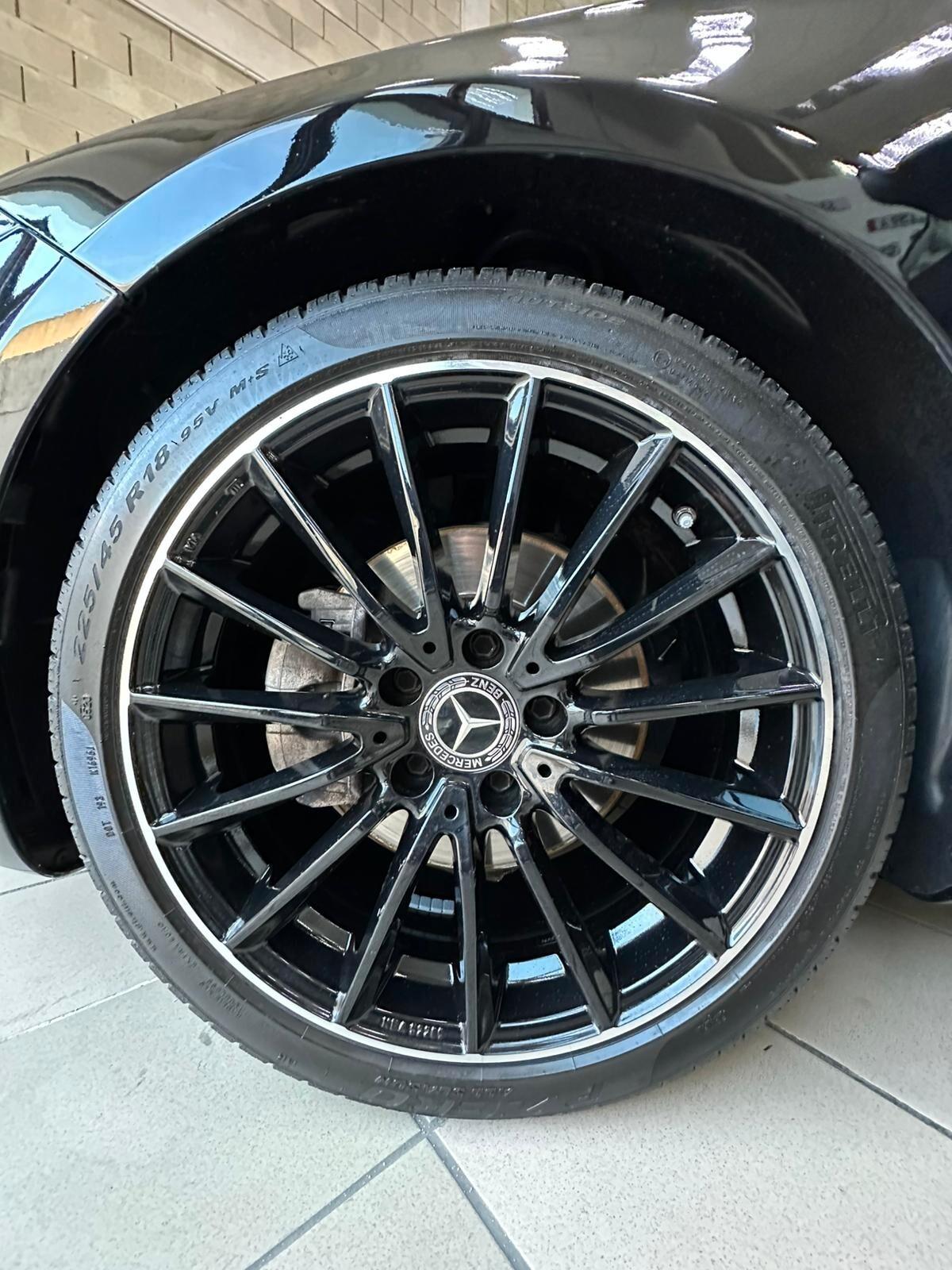 Mercedes-benz A 180 d Automatic - AMG