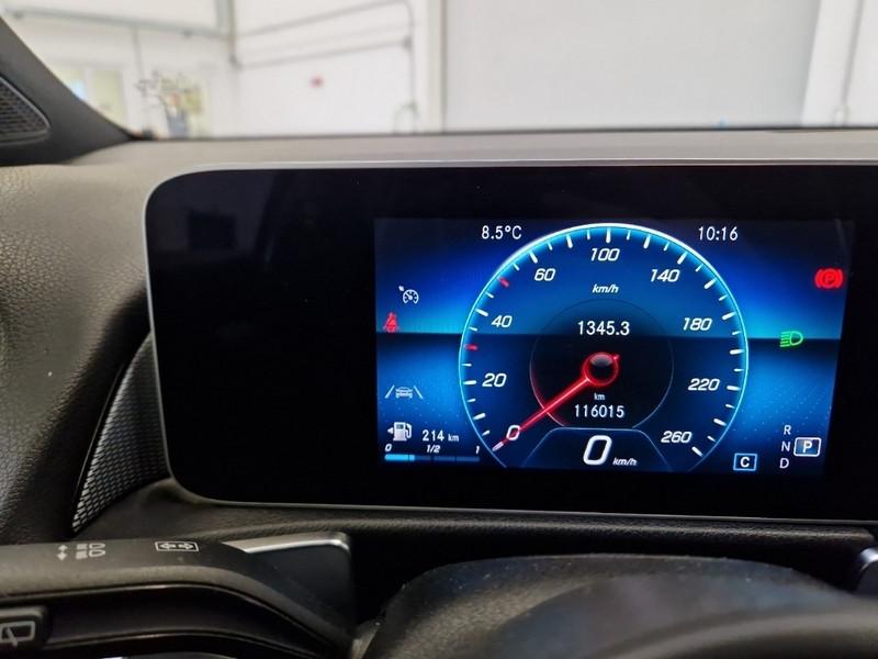 MERCEDES-BENZ GLB 200 D AUTOMATIC BUSINESS EXTRA 5 PORTE SUV