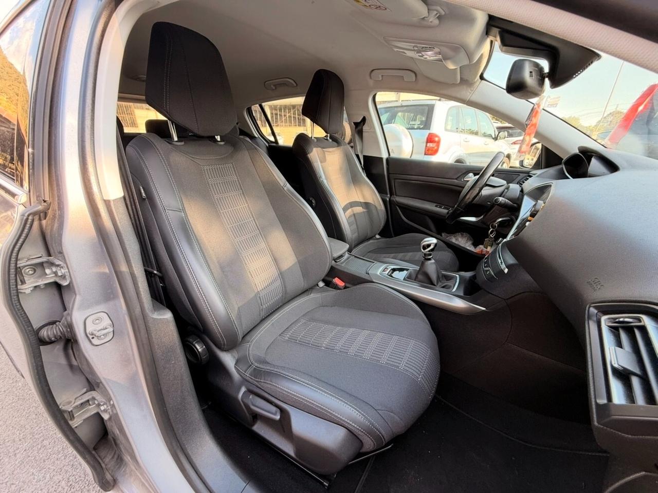 Peugeot 308 BlueHDi 120 S&S Active