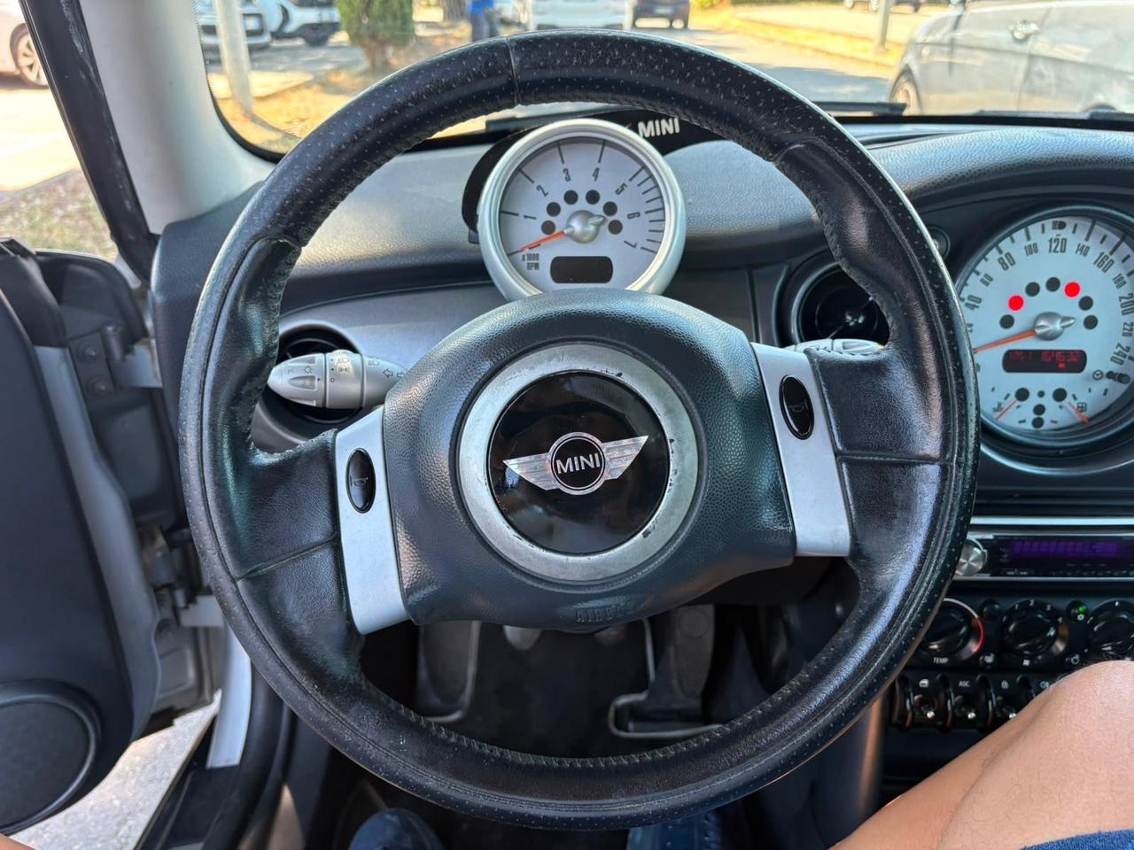 Mini 1.4 tdi One D de luxe