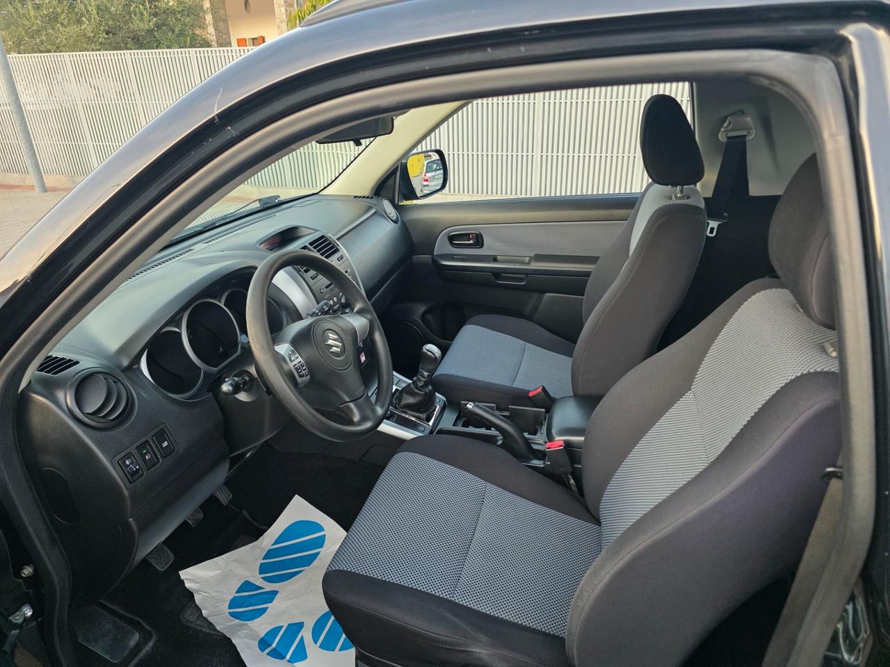 Suzuki Grand Vitara 1.6 16V 3 porte 4x4