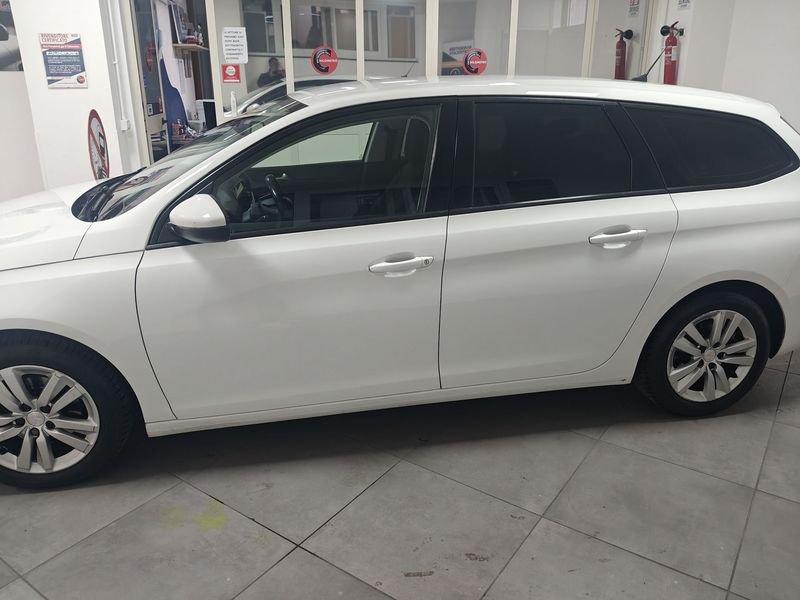 Peugeot 308 Active Business BlueHDi 130 S&S