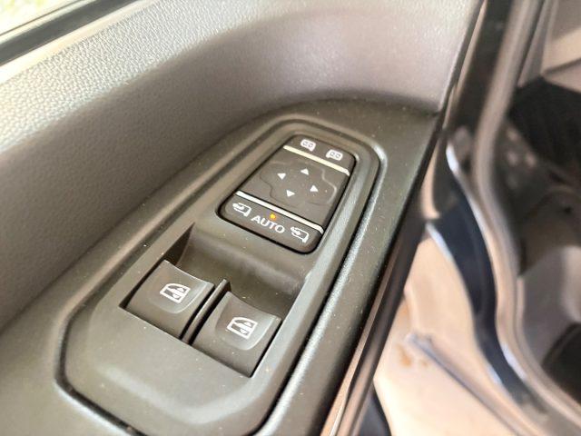 RENAULT Trafic BluedCi 9 POSTI 170CV EDC PC-TN SPACE Class IVA ES