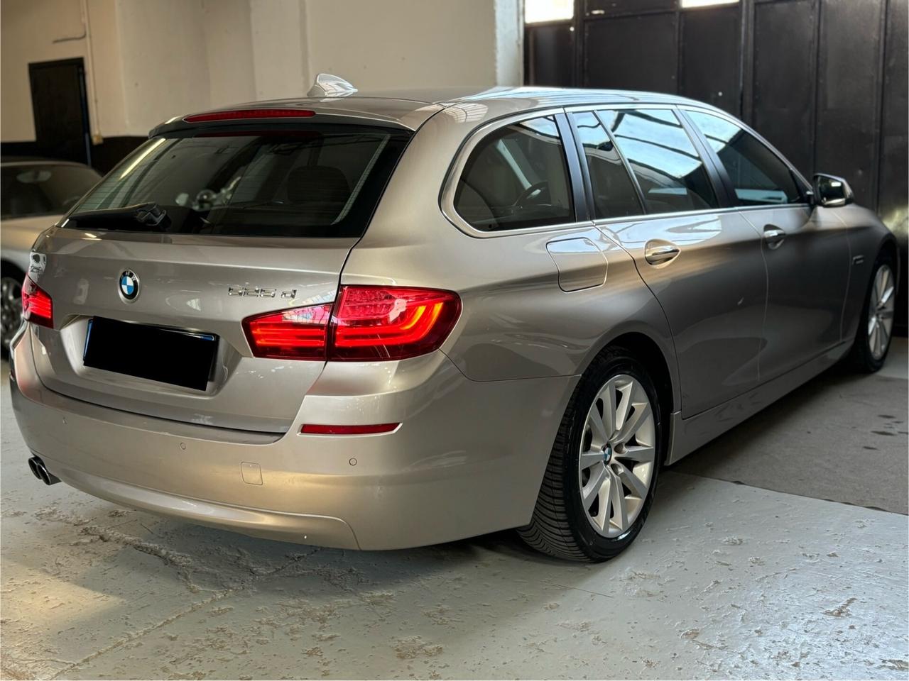 Bmw 525 525d xDrive Touring Luxury