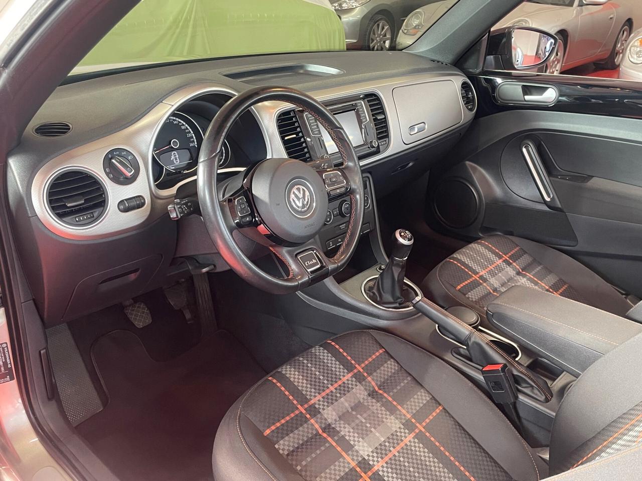 Volkswagen Maggiolino Cabrio 1.2 TSI Club Sport Navigatore